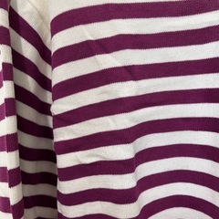 LUCA ボーダーVネックニットプルオーバー ホワイト×パープルの画像