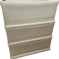 ニトリ　衣装ケース　3段 奥行40cmの画像