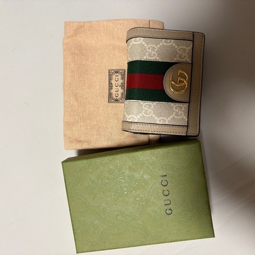 GUCCI さいふ財布