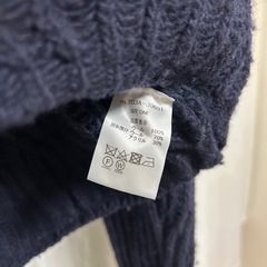 ニットカーディガンの画像