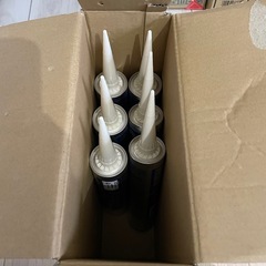 セメダイン　シリコーンシール　コーキング　アイボリー　シルバー　6本ずつの画像