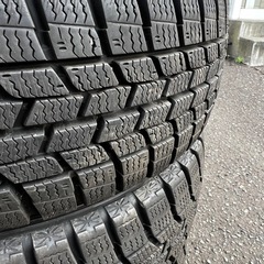 軽自動車　グッドイヤーアイスナビ スタッドレスタイヤ155/65R14の画像