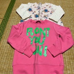 ⑤女の子　長袖　トレーナーの画像