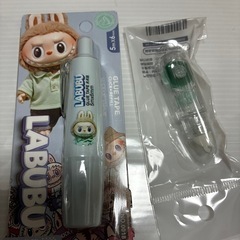 ラブブ グルーテープ替え芯付きの画像