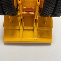 トラックのおもちゃの画像