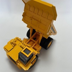 トラックのおもちゃの画像