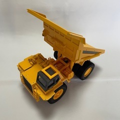 トラックのおもちゃの画像