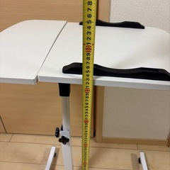 ソファテーブルの画像