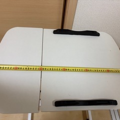 ソファテーブルの画像