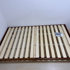 ベッドフレーム　セミダブル　ニトリ　ウォールナット
の画像