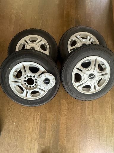 スタッドレスタイヤ　145/80/13　ブリヂストンVRX2 2023年製