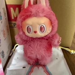 ポップマート　エナジーラブブ　赤　正規品の画像