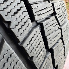 225/40/18冬ダンロップの画像