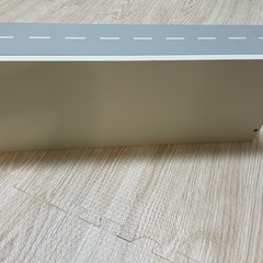 3coins ミニカー収納棚の画像