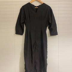 ふくれジャガードキーネックワンピース （ブラック）の画像