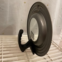 蓋付き　小型鍋の画像