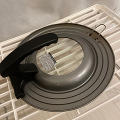 蓋付き　小型鍋の画像