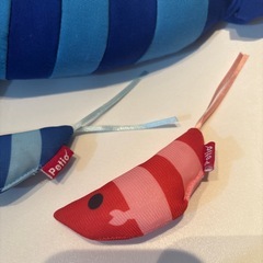 けりぐるみ エビ 大小セットの画像