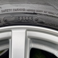 ダンロップ　スタッドレスタイヤ　ホイールセットの画像