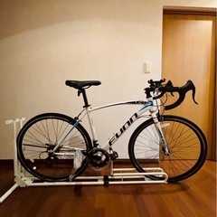 ‼️早い者勝ち⁉️ロードバイク＋置き台‼️の画像