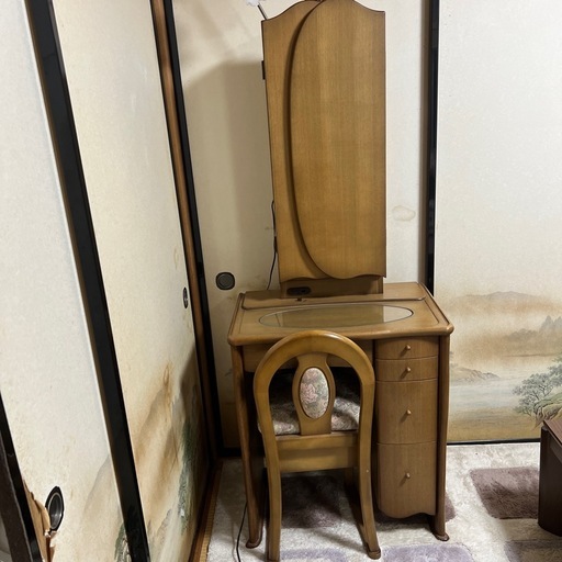 ドレッサー　三面鏡