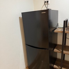 冷凍冷蔵庫133L ブラック　アイリスオーヤマ　1人暮らしサイズ の画像