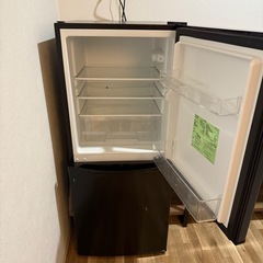 冷凍冷蔵庫133L ブラック　アイリスオーヤマ　1人暮らしサイズ の画像