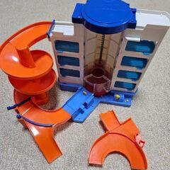 トミカ　シティーパーキングの画像