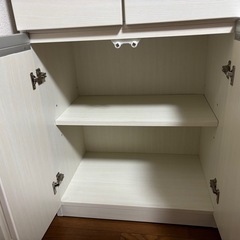 【取引決定】食器棚の画像