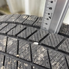 ホンダ ステップワゴン205/60R16スタッドレスタイヤ（ホイル付き4本セット）の画像