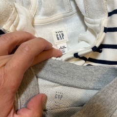baby GAP✨人気デザイン✨パーカー2枚セット✨アウター✨の画像