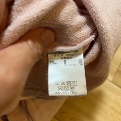 petit main✨人気形✨ぺプラム形✨フード付きパーカー✨の画像