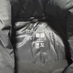 ユニクロ ウルトラライトダウンベスト サイズLの画像
