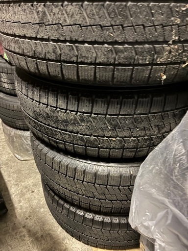 ブリジストン スタッドレス 205/60R16　VRX2 2020年製　プリウスα 純正アルミ  16インチ 6.5J　5H　114.3　+39　４本セット