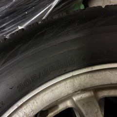 ブリジストン スタッドレス 205/60R16　VRX2 2020年製　プリウスα 純正アルミ  16インチ 6.5J　5H　114.3　+39　４本セットの画像