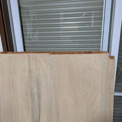 イーニッサン 30x40木材 L=900 18本 L=1330 9本 L=2000 4本 ベニヤ板9.5 1300x910 3枚の画像