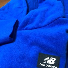 ニューバランス　フリースパーカーの画像
