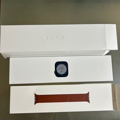 アップルウォッチ、シリーズ8！GPS + セルラー　モデル！バンド2本付き！の画像