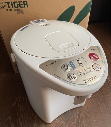 決まりました☆　TIGER タイガー魔法瓶 電気ポット PDR-A ホワイト 2.2L 未使用品　12年製