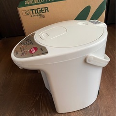 TIGER タイガー魔法瓶 電気ポット PDR-A ホワイト 2.2L 未使用品　12年製の画像