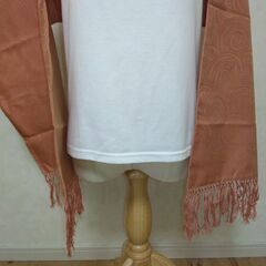 ストール　コーラルピンクの画像