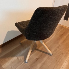 【11/1引取り可能な方】ITOKI サリダ　カストル　ファブリックオフィスチェアの画像