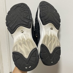 RANDAのフラワー刺繍スニーカーです☺️の画像