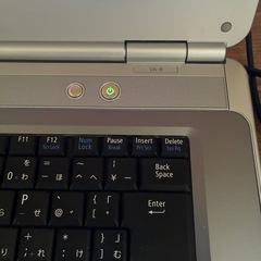 古いノートPC の画像