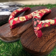 👘【3足セットでお得✨】女性用下駄＋高級旅館「竹ふえ」スリッパ2足セット🌿の画像