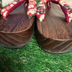 👘【3足セットでお得✨】女性用下駄＋高級旅館「竹ふえ」スリッパ2足セット🌿の画像