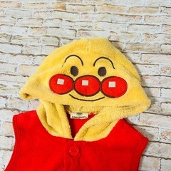 【アンパンマン】なりきりベスト　フード付き　フリース　変身　90サイズの画像