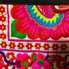 ⑩【新品未使用品】アジアン⭐︎モン族刺繍ポーチの画像