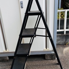 脚立　4段　貸します