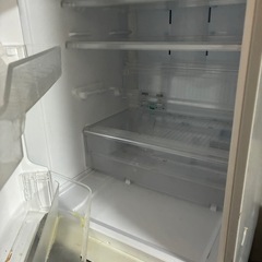 SHARP 2019年　３ドア冷蔵庫の画像